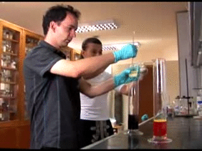 20 Amazing Chemical Reaction GIFs 3